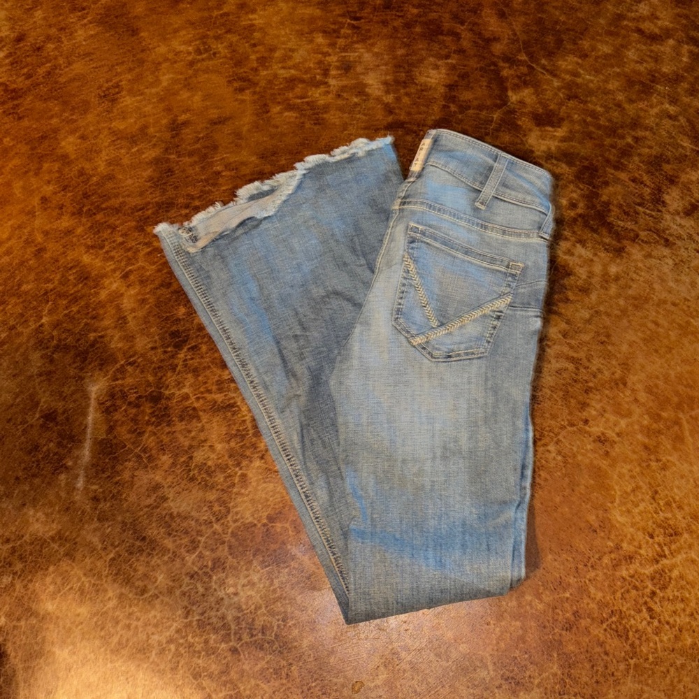 Women’s Ariat flare
